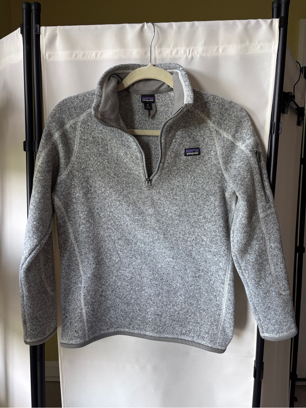 Patagonia Light Heather Gray Quarter-Zip Fleece Pullover